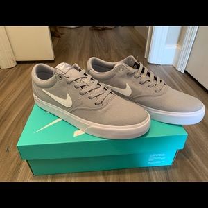 NWB Men’s Nike SB Charge SLR Sneakers